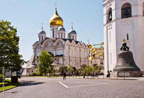 Принти на полотні Moscow's Kremlin Cathedral of the Archangel with th Tsar Bell