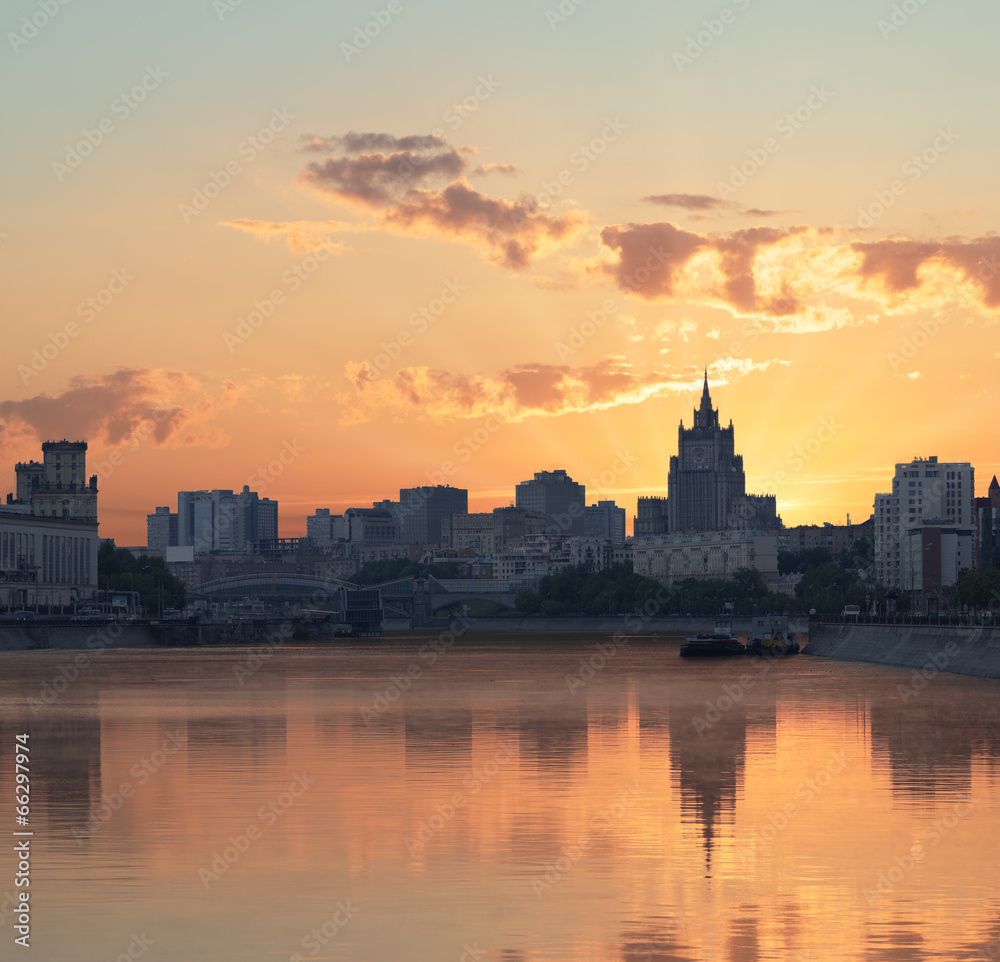 Sunrise on the Moscow River