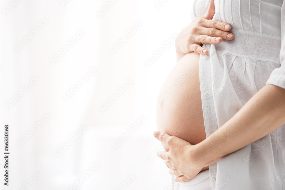 Tum pregnant woman - obrazy, fototapety, plakaty 