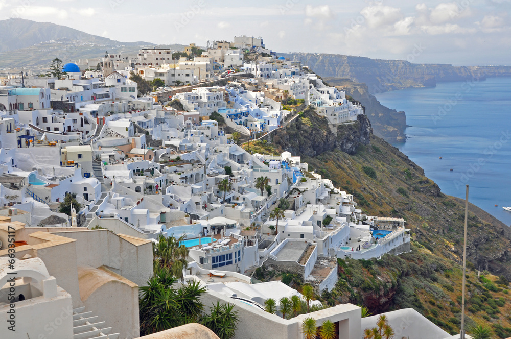 blick über oia auf santorin, griechenland