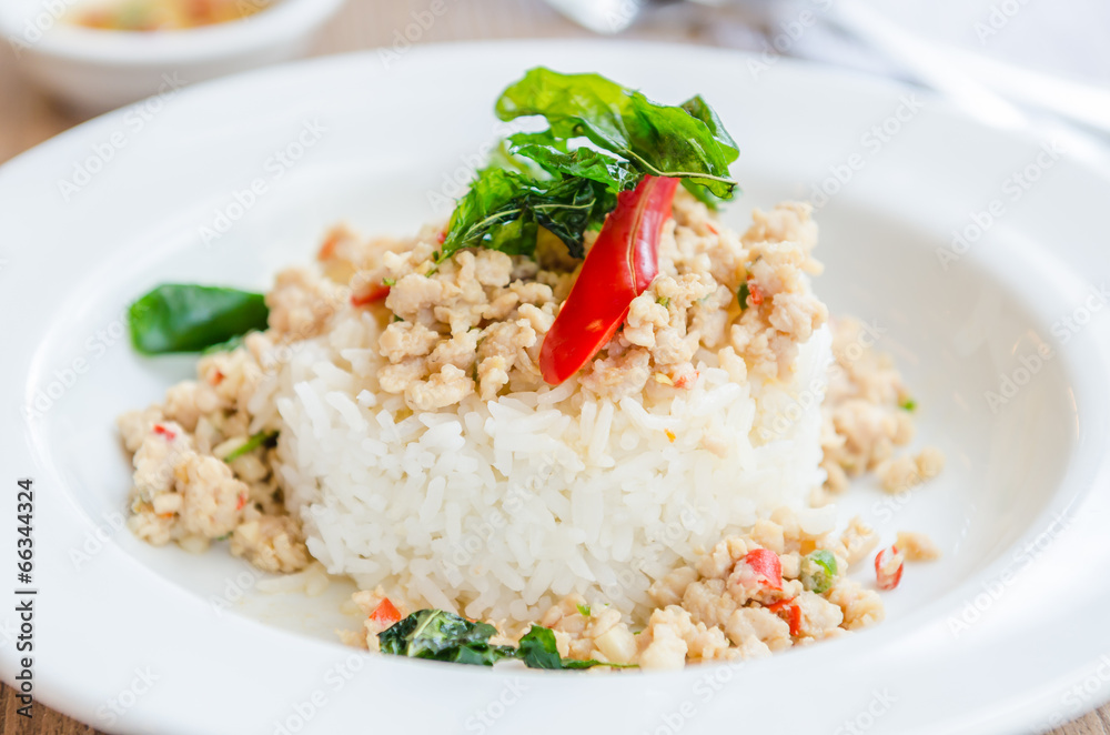 Spicy fried chicken with basil and rice Spicy fried chicken with basil and rice
