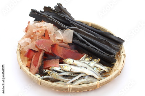 和食の出汁の材料