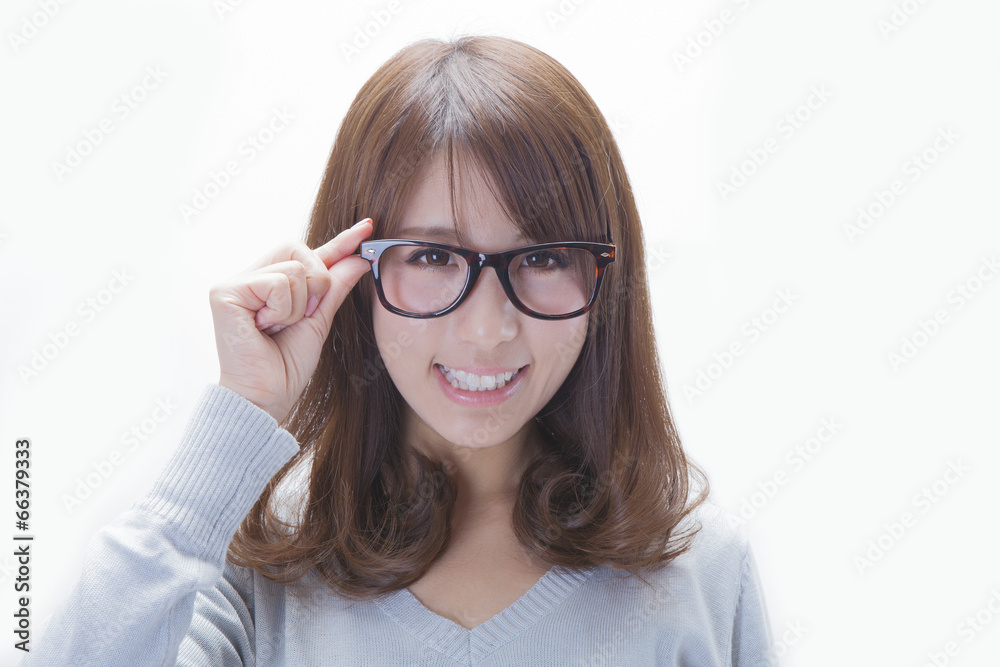メガネをかけた女性