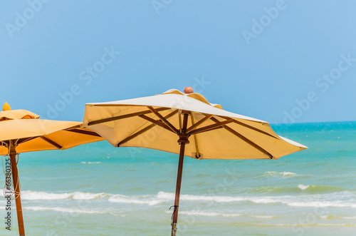 Fototapeta Naklejka Na Ścianę i Meble -  Umbrella beach