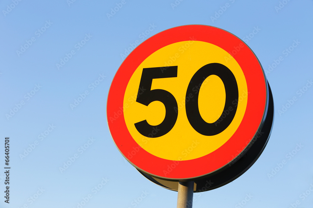 Speed limit 50 km / h Speed limit 50 km / h