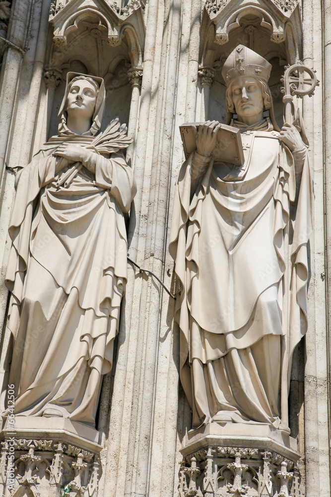 Statues at the famous Votivkirche in Vienna