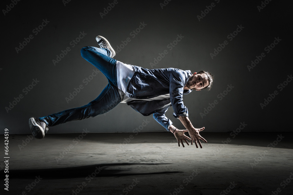 Saut et danseur