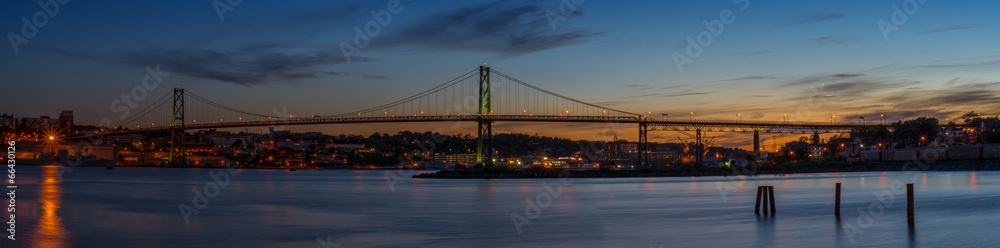 Fototapeta premium Panorama of Angus L. Macdonald Bridge that connects Halifax to D