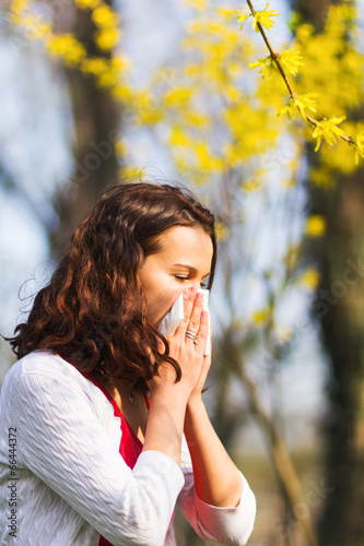 Spring allergy to flowers