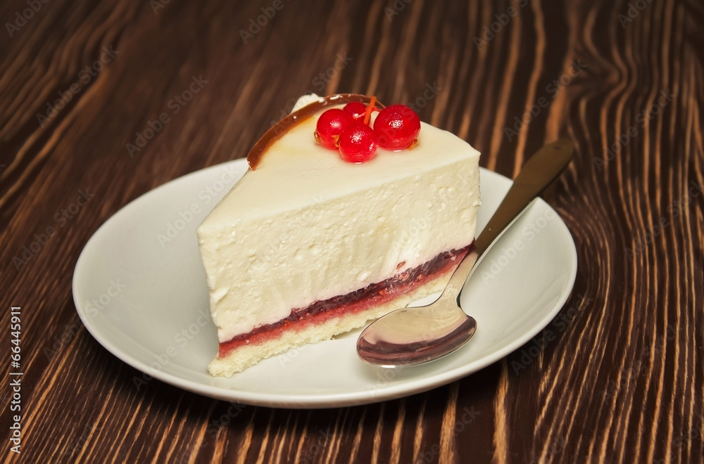 cheesecake with red currants cheesecake with red currants