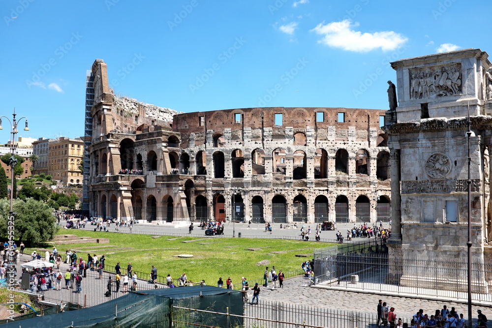 Colisée. Colosseo. Coliseum. Coliseo. Roma. Rome. Italie. Italia. Italy