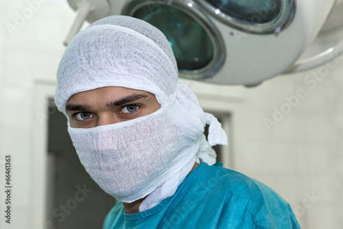 Slika na platnu Surgeon's eloquent eyes
