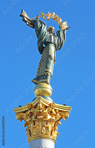 Independence monument in Kiev, Ukraine photo