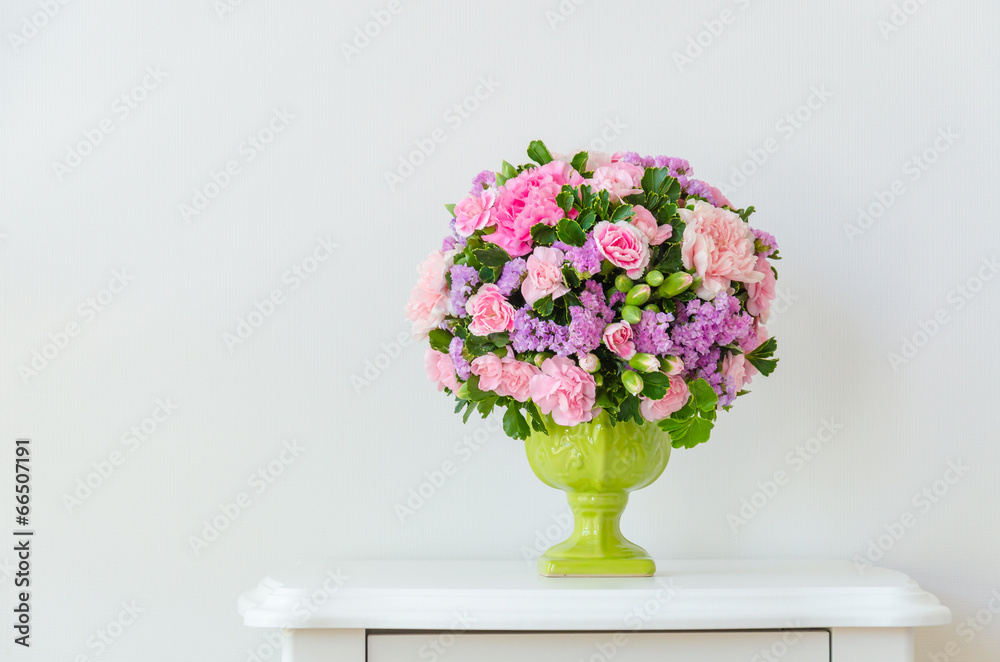 Fototapeta premium Bouquet in vase