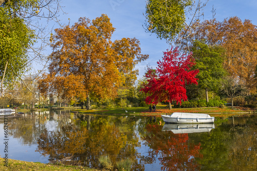Minimes lake Vincennes forest Paris France