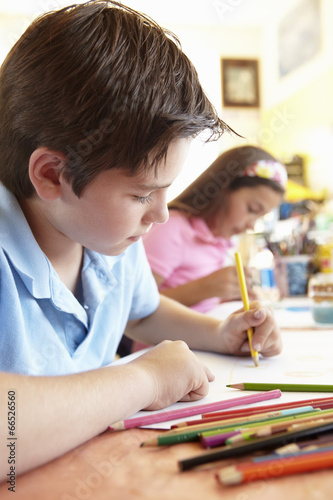 Wallpaper Mural Pre teen children in art class Torontodigital.ca