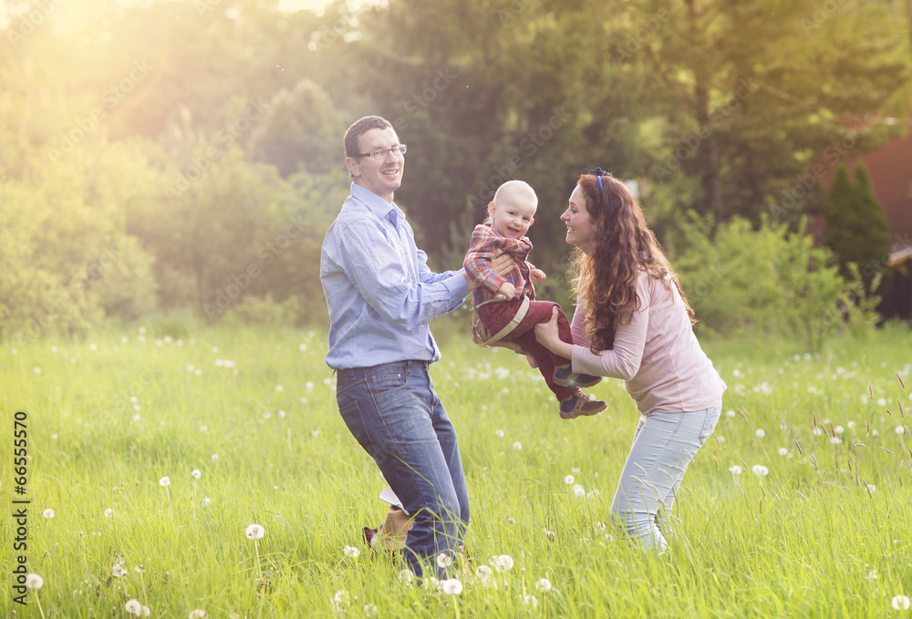Fototapeta premium Happy family