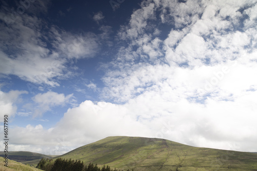 welsh countryside in the brecon beacons