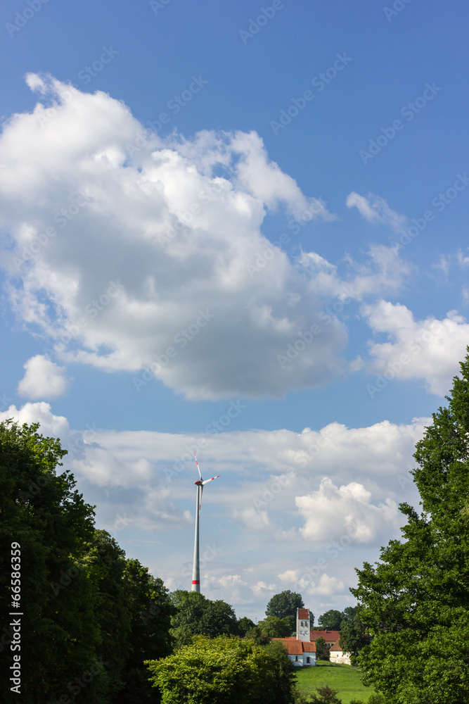 Obraz premium WindradWolkenKirche