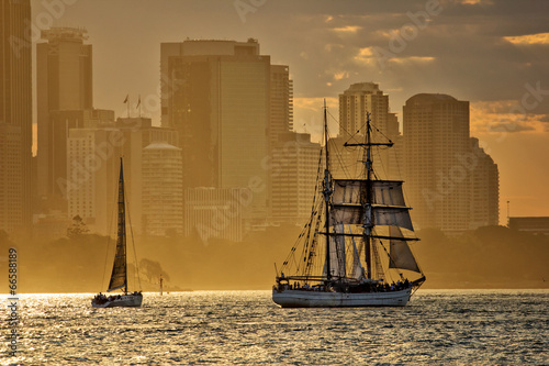 Fototapet Tall ship sunset on Sydney Harbour