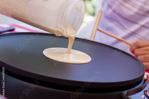 Canvas Print Creperie buffet with a chef