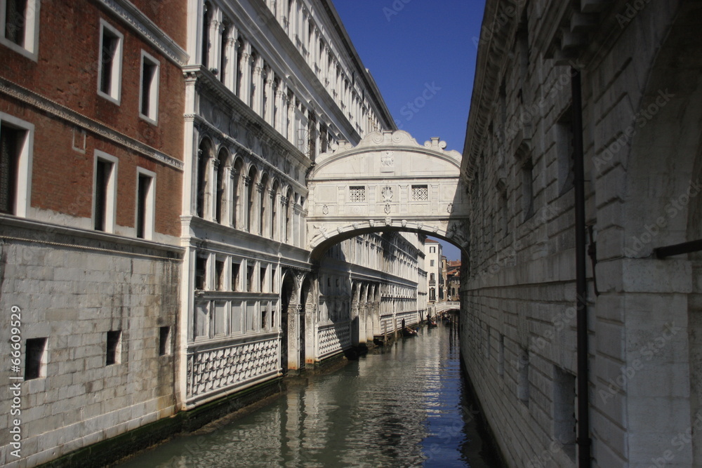le pont des soupirs à Venise