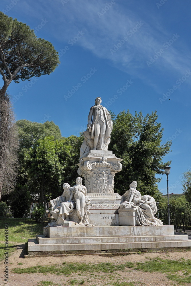 Statue de Goethe, Rome, Villa Borghese