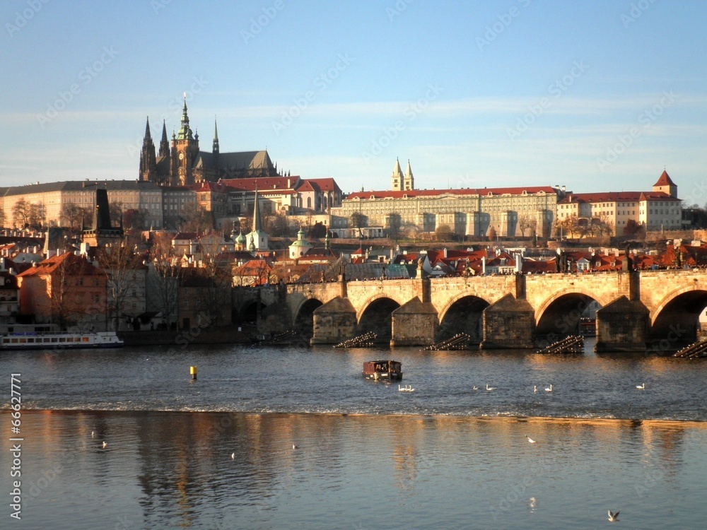 Obraz premium Prague Tourism Bridge