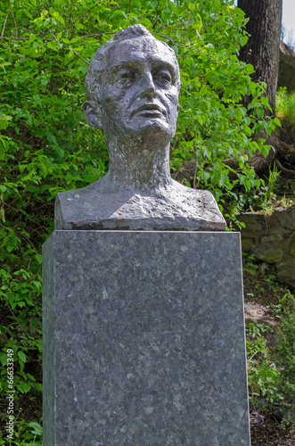 Grave of Edvard Munch in Oslo photo