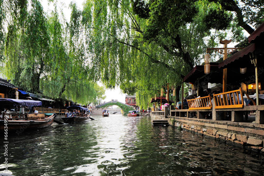 Naklejka premium Zhouzhuang in China is known as the Venice of the East