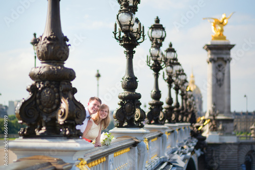 Just married couple on the Alexandre III bridge © Ekaterina Pokrovsky