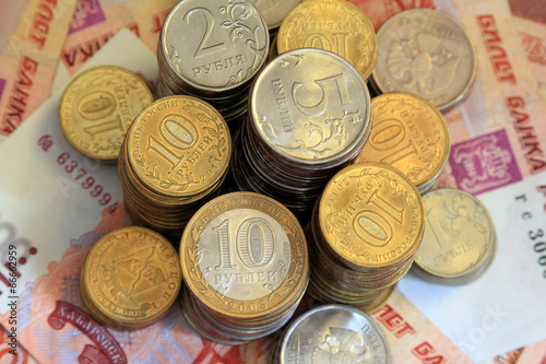 Российские рубли, банкноты и монеты