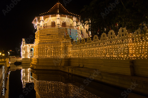 Temple of the Tooth, Kandy, Sri Lanka photo