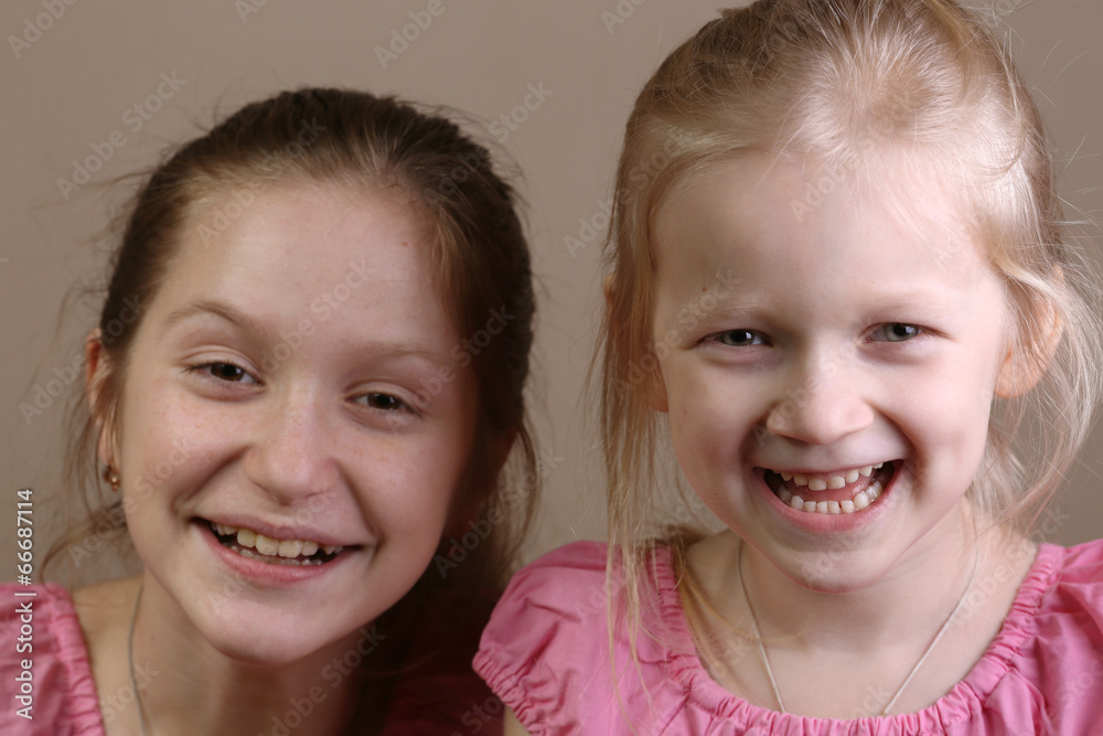 smiling sisters smiling sisters
