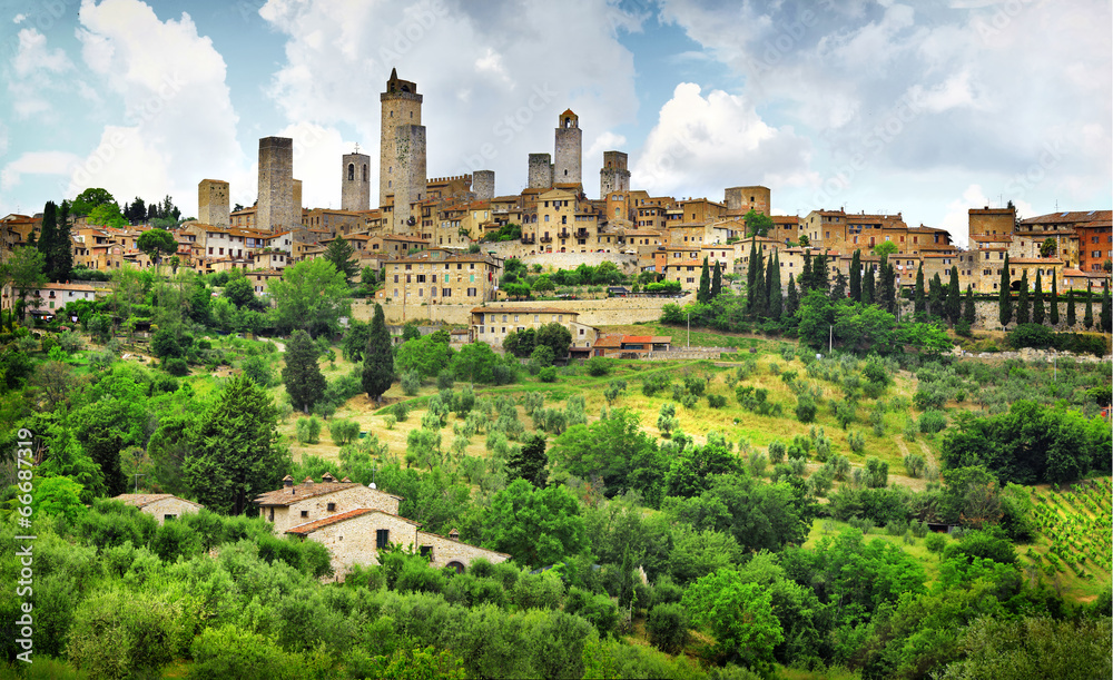 San Gimignano panorama - medieval town of Tuscany, Italy