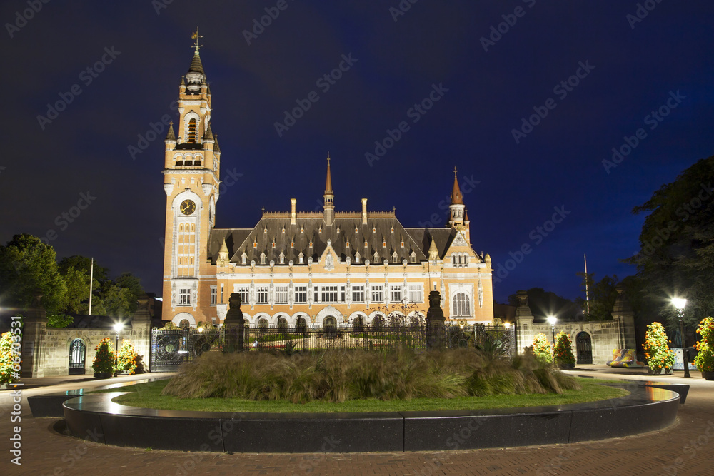 Obraz premium The Peace Palace in Hague