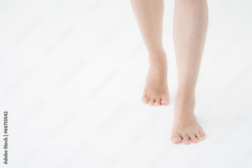 素足・若い女性 素足・若い女性