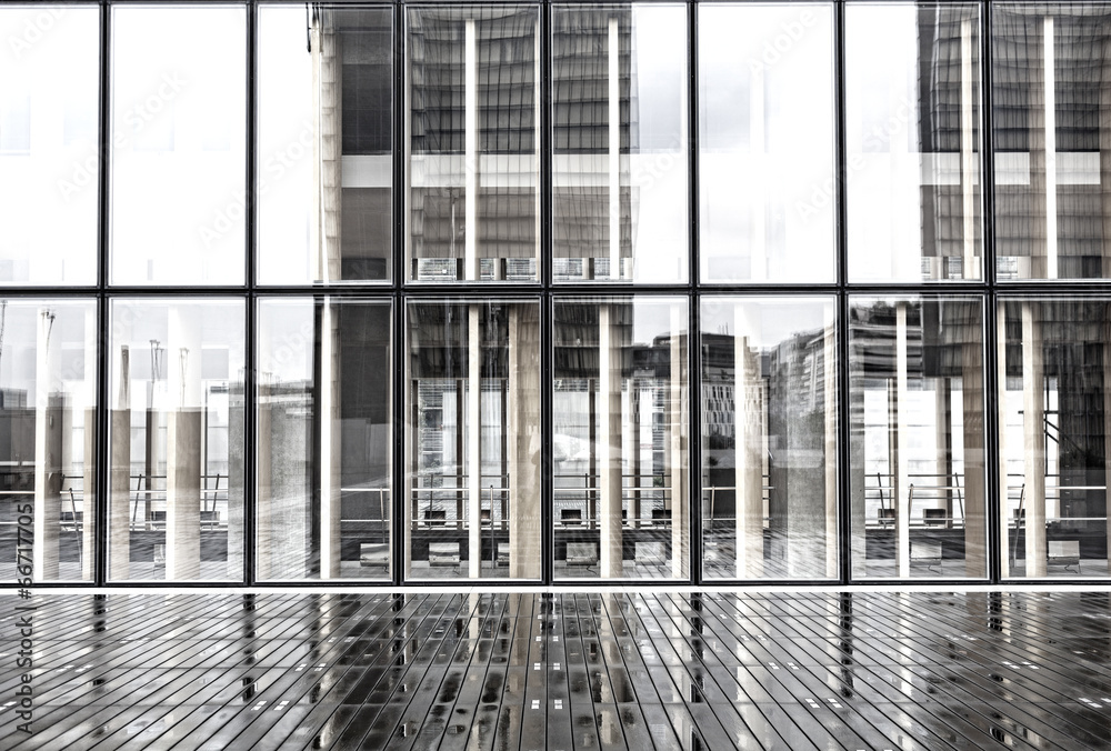 Abstrakte Fassade eines modernen Bürogebäudes Abstrakte Fassade eines modernen Bürogebäudes