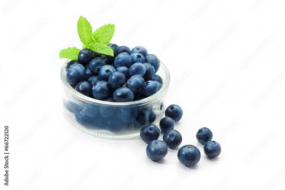 Heidelbeeren in Glasschälchen Heidelbeeren in Glasschälchen