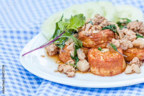 stir fried pork and bean curd whit basil. Thai spicy food