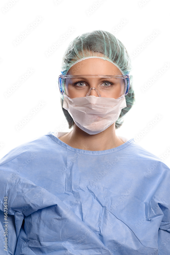 Junge Krankenschwester oder Ärztin in OP-Bekleidung Junge Krankenschwester oder Ärztin in OP-Bekleidung