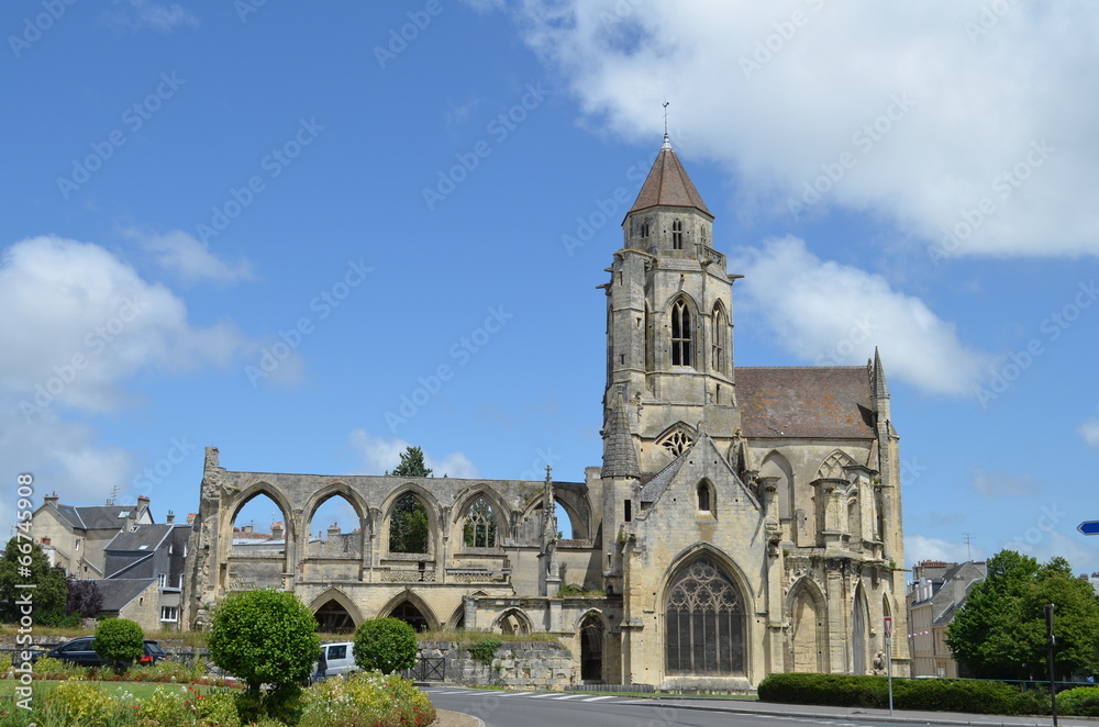 Eglise St-Etienne-le-Vieux (XIème siècle) à Caen (Normandie)