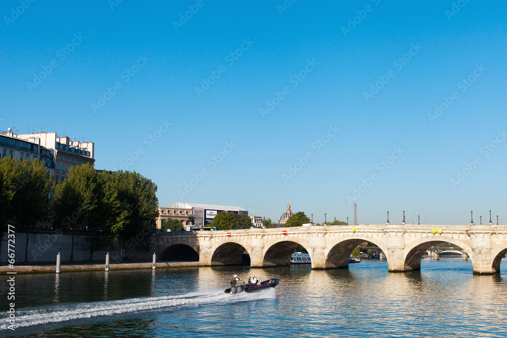 Pont Neuf, Paris.