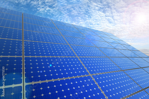 Zonnepanelen en wolkelucht