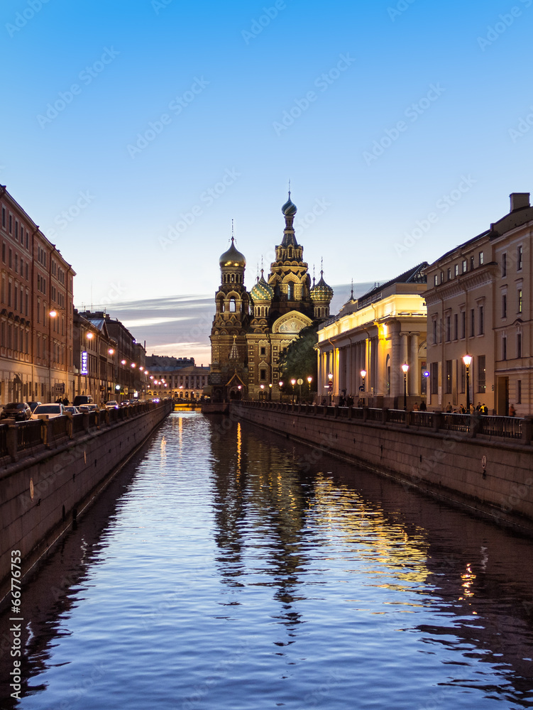 night Petersburg