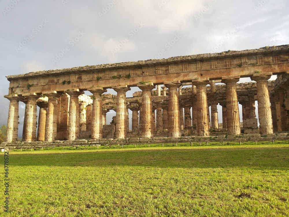 Paestum temple