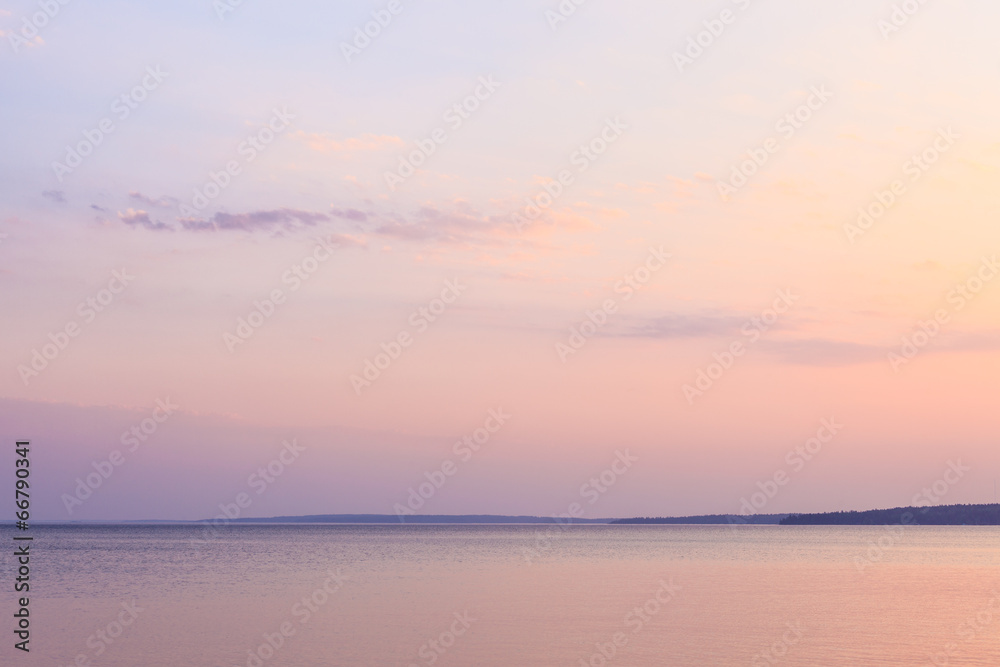 Obraz premium Peaceful morning at the lake and pastel colours