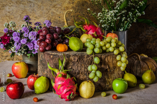 Fototapeta Naklejka Na Ścianę i Meble -  Still life with Fruits.