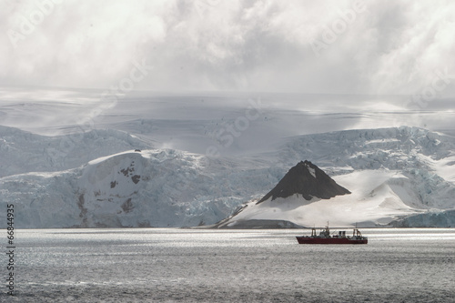 Antartica and Ship
