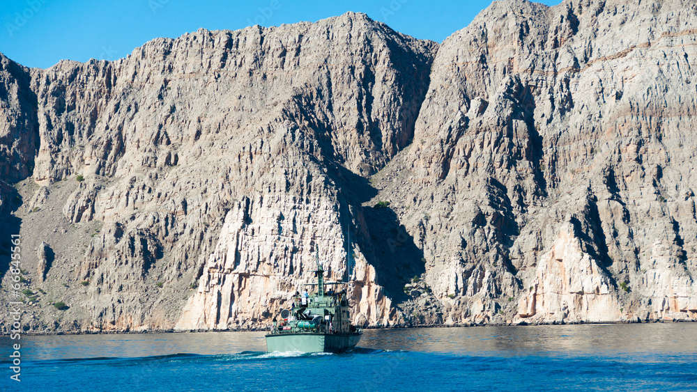 Obraz premium Army petrol boat in Musandam peninsula, Oman